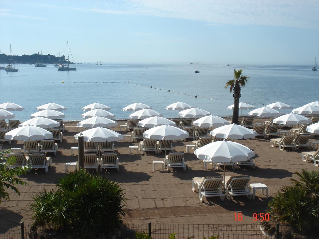 Agay Beach Hotel Saint-Raphaël Екстериор снимка
