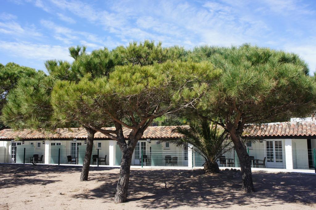 Agay Beach Hotel Saint-Raphaël Екстериор снимка
